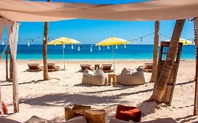 Отель The Fives Oceanfront  5*